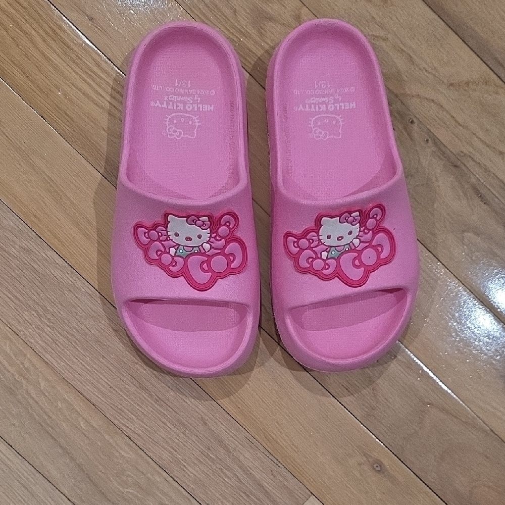 Hello Kitty Pink Cozy Slippers